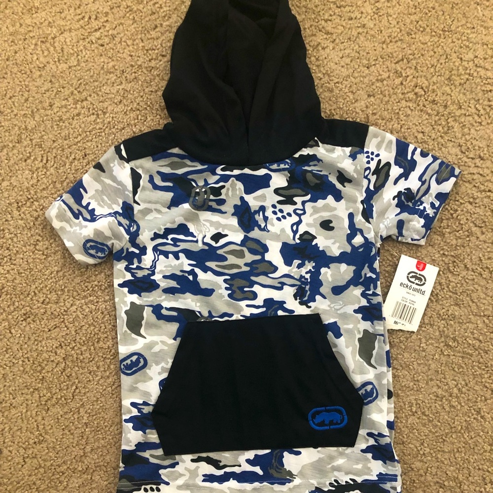 2/$15 Boys echo unlimited shirt. Size 5/6. NWT